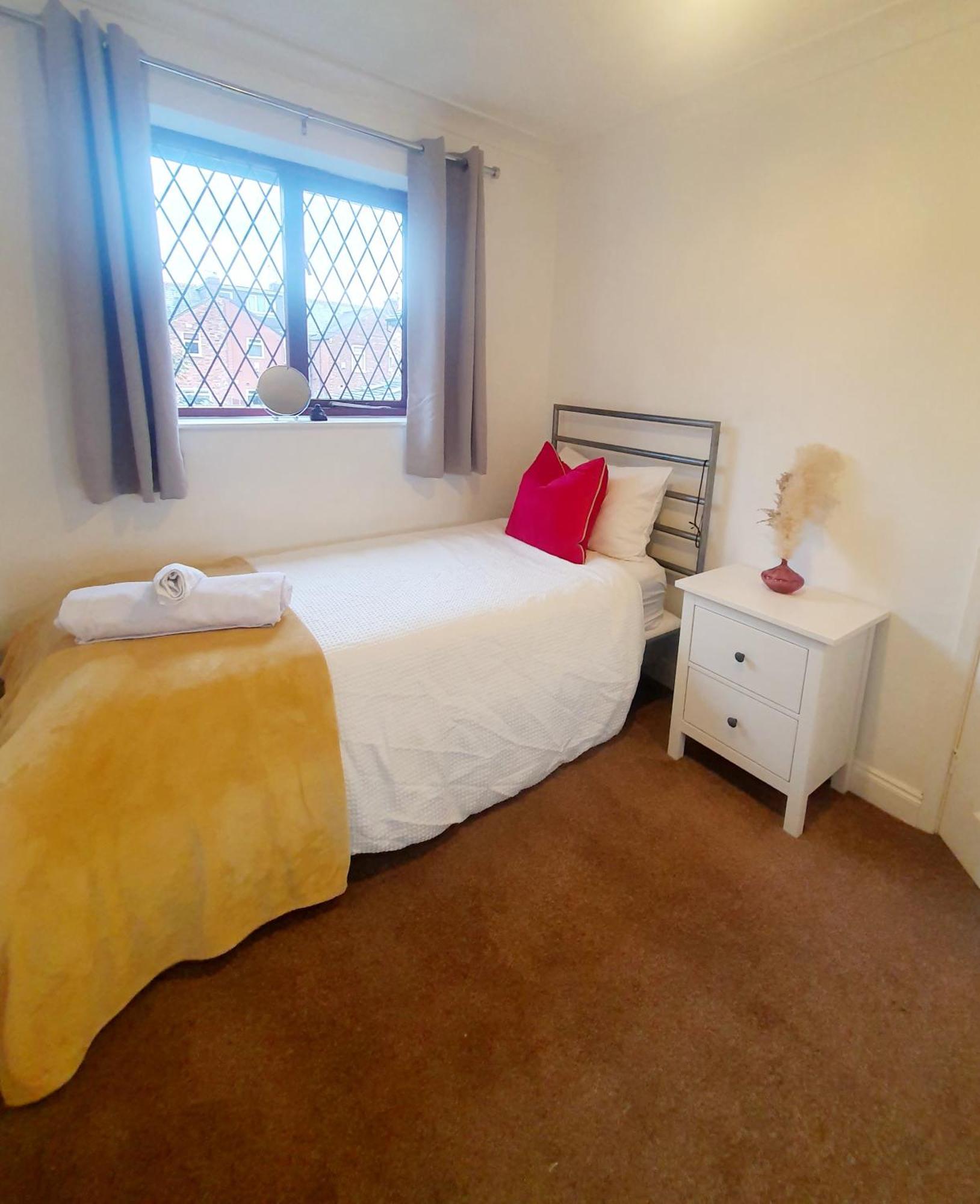 The Chorlton Retreat - Double Bedroom, Free Parking Manchester Zewnętrze zdjęcie